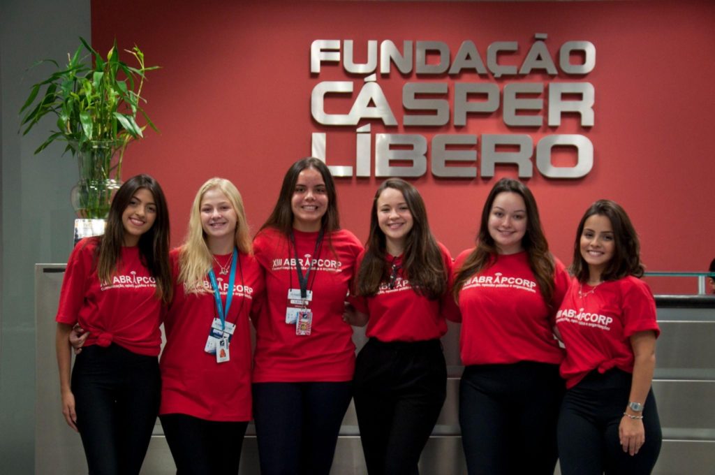 75 fotos sobre os 75 anos da Faculdade Cásper Líbero - Notícias ...