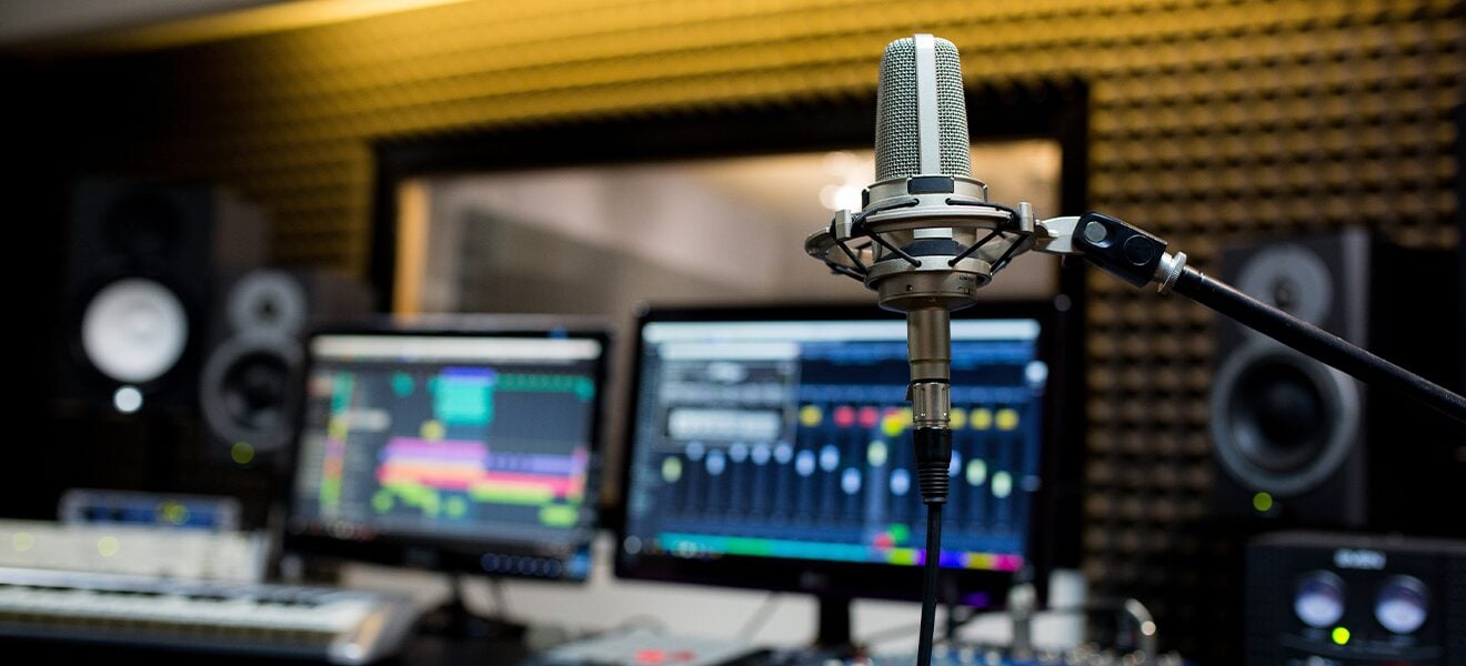 Imagem em destaque para Estudantes de Audiovisual da Faculdade Cásper Líbero têm reportagem veiculada no quadro "Universidade no Ar" da Rádio CBN