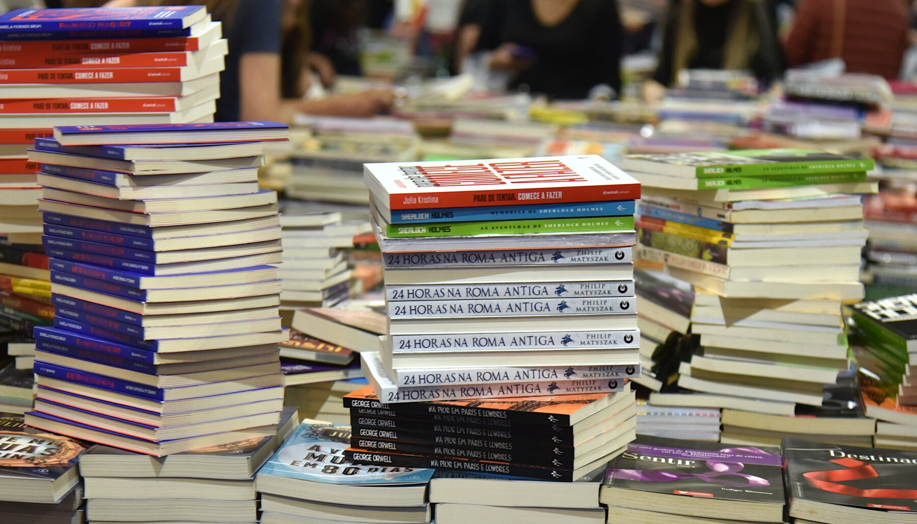 Notícia: Cásper Líbero marca presença na Bienal do Livro de São Paulo 2026